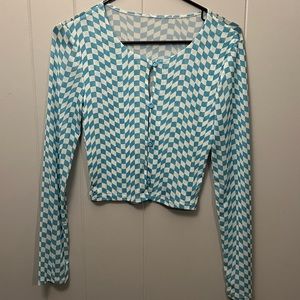 Wavy checkered mesh button front crop top long sleeve